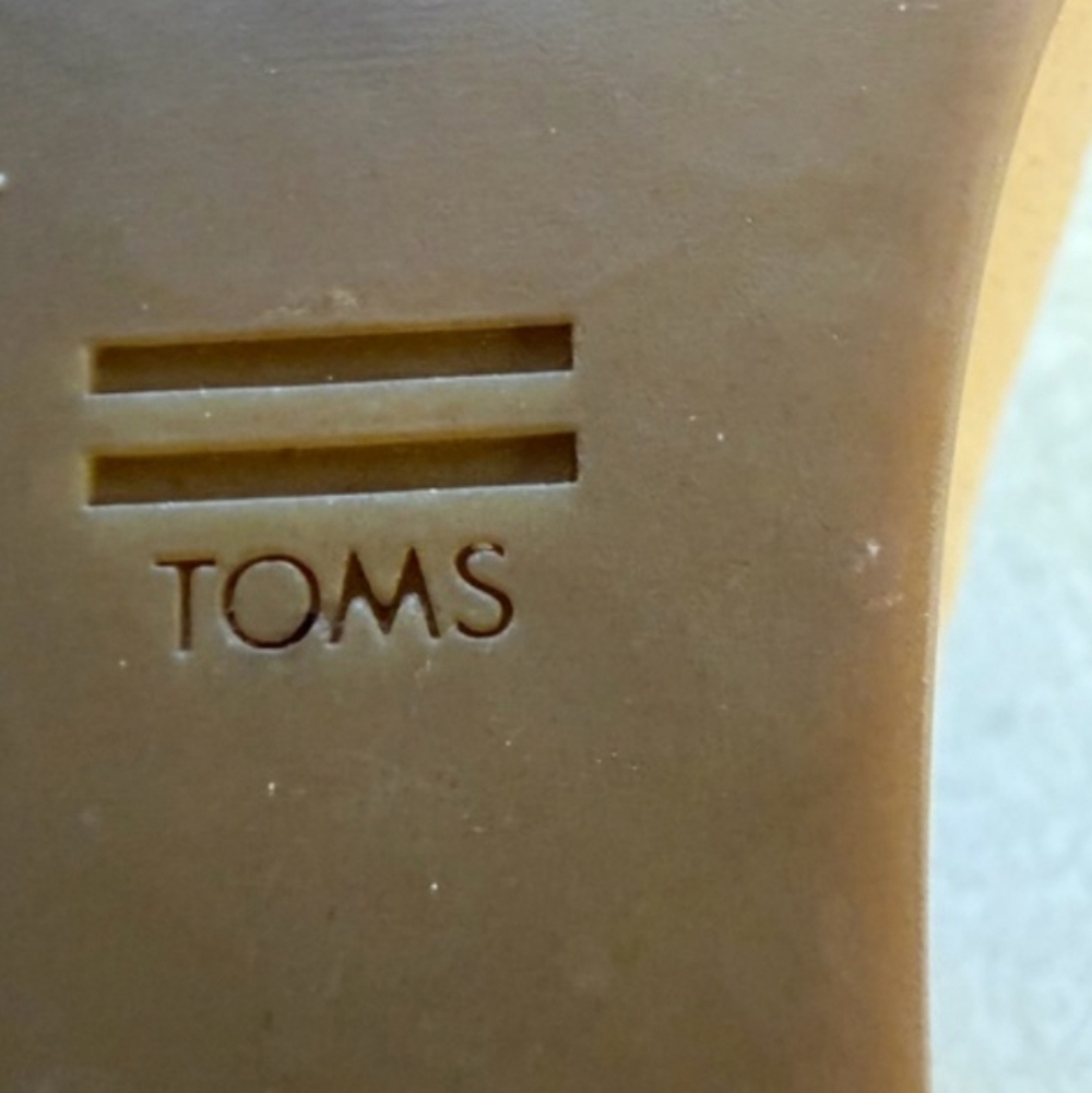 TOMS Beige Suede Wedge Ankle Booties Womens Size 7.5 Slip On Cutout Booties Neut - Picture 6 of 6